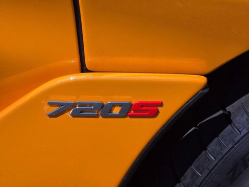 Used 2022 McLaren 720S Performance RWD image 35