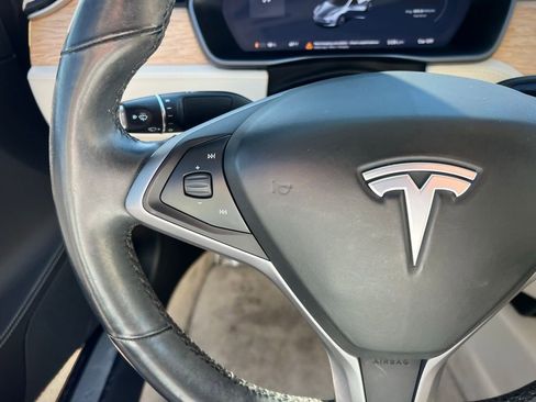 Used 2018 Tesla Model S 100D image 44