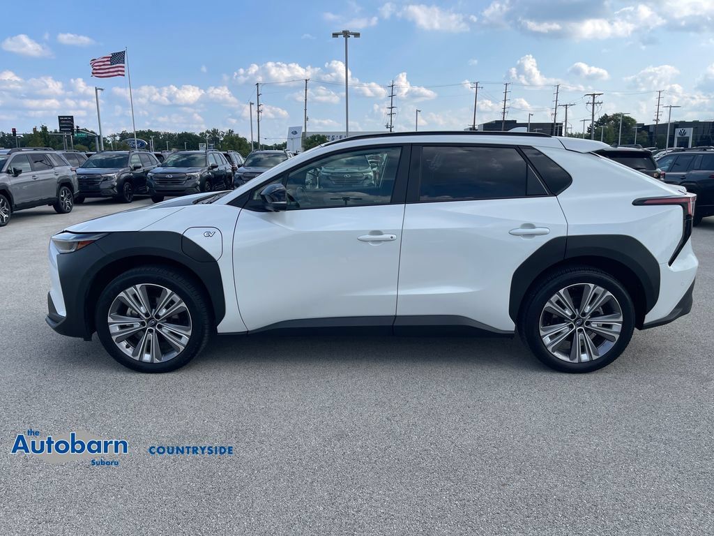 Used 2023 Subaru Solterra AWD image 2