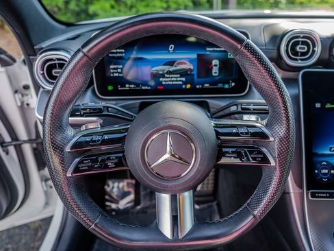 Used 2023 Mercedes-Benz C 300 Sedan image 5
