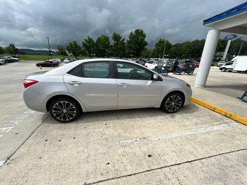 Used 2014 Toyota Corolla S FWD image 41