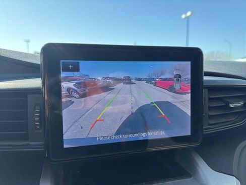 Used 2021 Ford Explorer 4WD image 23