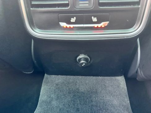 Used 2016 Porsche Macan S AWD/4WD image 32
