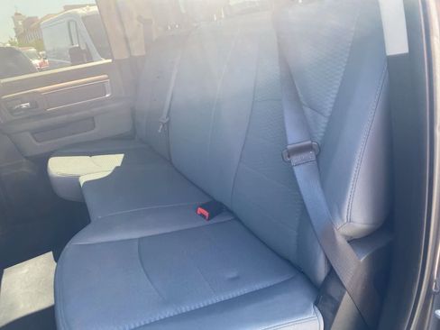 Used 2017 RAM 1500 Classic SLT w/ SLT Plus D￩cor Group AWD/4WD image 12