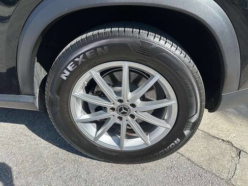 Used 2024 Mercedes-Benz GLE 450e 4MATIC image 25