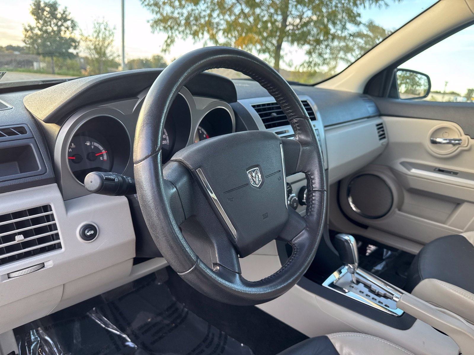 Used 2010 Dodge Avenger R/T FWD image 16