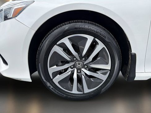 Used 2022 Honda Accord EX-L image 10