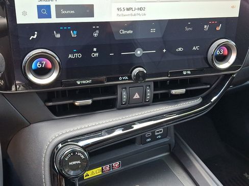 Certified 2024 Lexus NX 350h AWD image 17