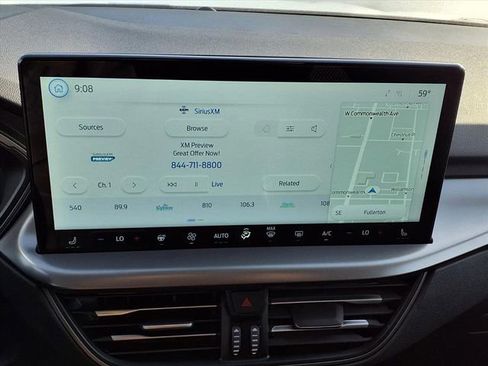 Used 2024 Ford Escape SE image 6