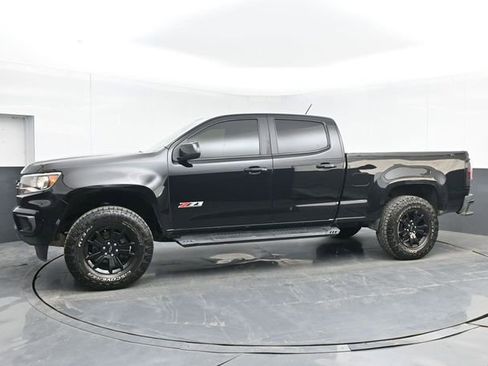 Used 2022 Chevrolet Colorado Z71 w/ Trail Boss Package AWD/4WD image 11