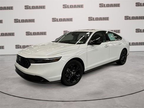 New 2025 Honda Accord SE image 1