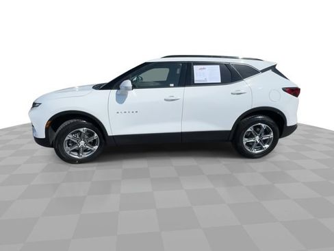 Certified 2024 Chevrolet Blazer LT w/ Convenience Package FWD image 5