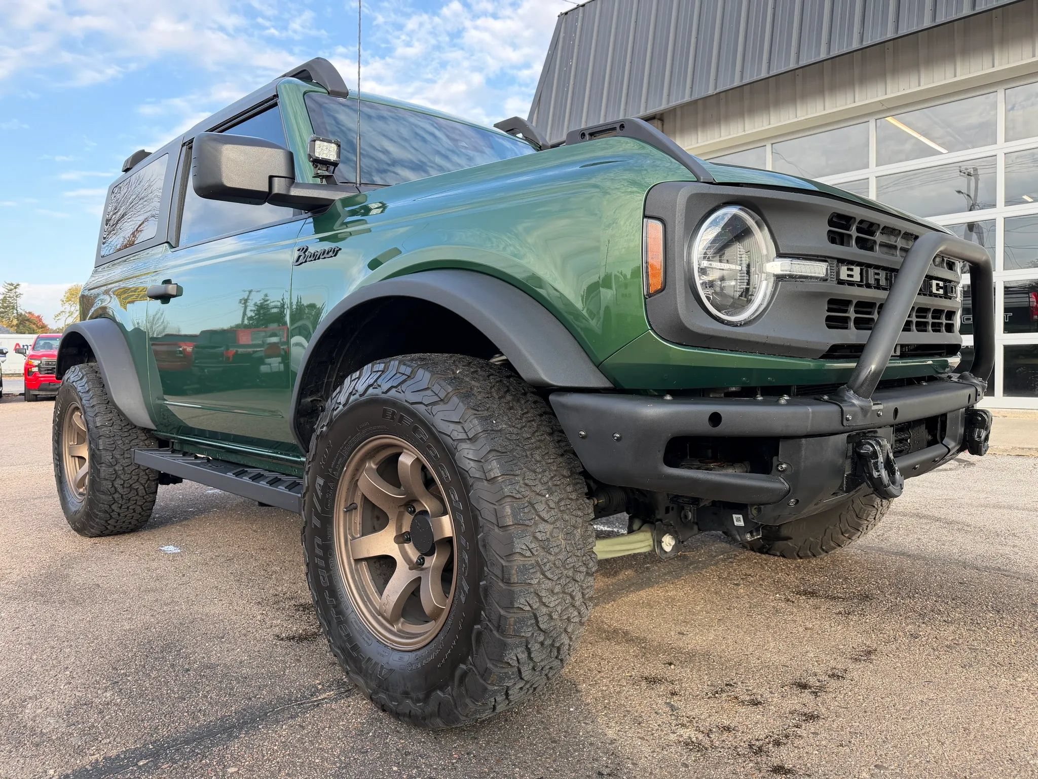 Used 2023 Ford Bronco Black Diamond AWD/4WD image 2