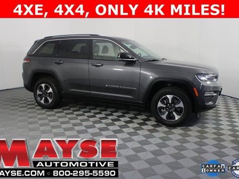 Used 2023 Jeep Grand Cherokee 4WD 4xe image 1