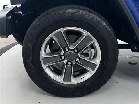 Certified 2020 Jeep Wrangler Unlimited Sahara AWD/4WD image 32