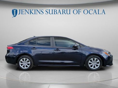 Used 2023 Toyota Corolla LE FWD image 2