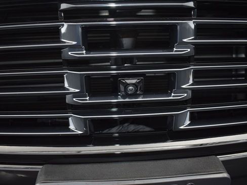 Used 2025 GMC Yukon XL Denali Ultimate AWD/4WD image 33
