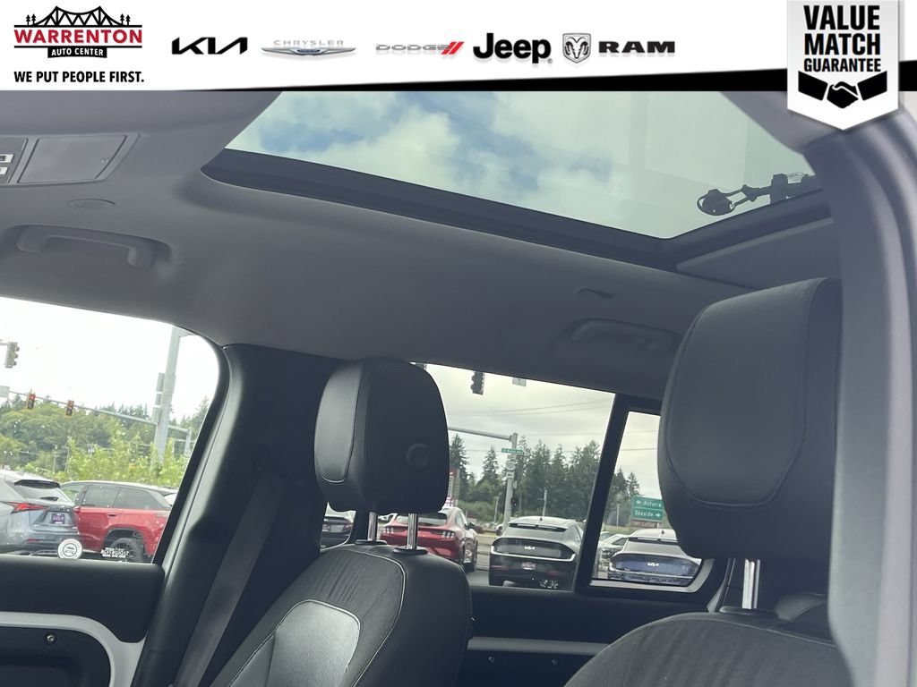 Used 2020 Land Rover Defender 110 SE AWD/4WD image 21