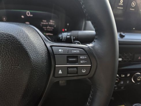 Used 2025 Honda Accord Sport image 24