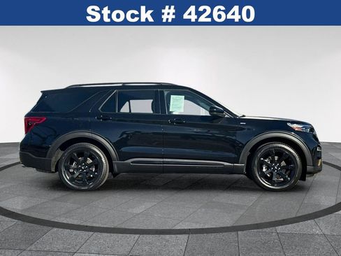 Certified 2023 Ford Explorer ST-Line w/ Class IV Trailer Tow Package image 4