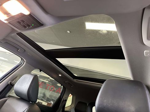 Used 2025 Nissan Rogue Platinum w/ Platinum Premium Package AWD/4WD image 23