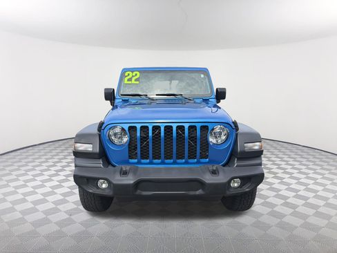 Used 2020 Jeep Gladiator Sport w/ Quick Order Package 24S AWD/4WD image 2