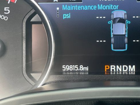 Used 2021 Ford F250 Lariat w/ FX4 Off-Road Package image 28