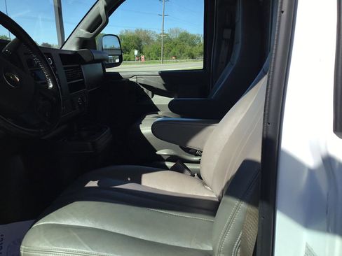Used 2020 Chevrolet Express 2500 w/ Communications Package RWD image 15