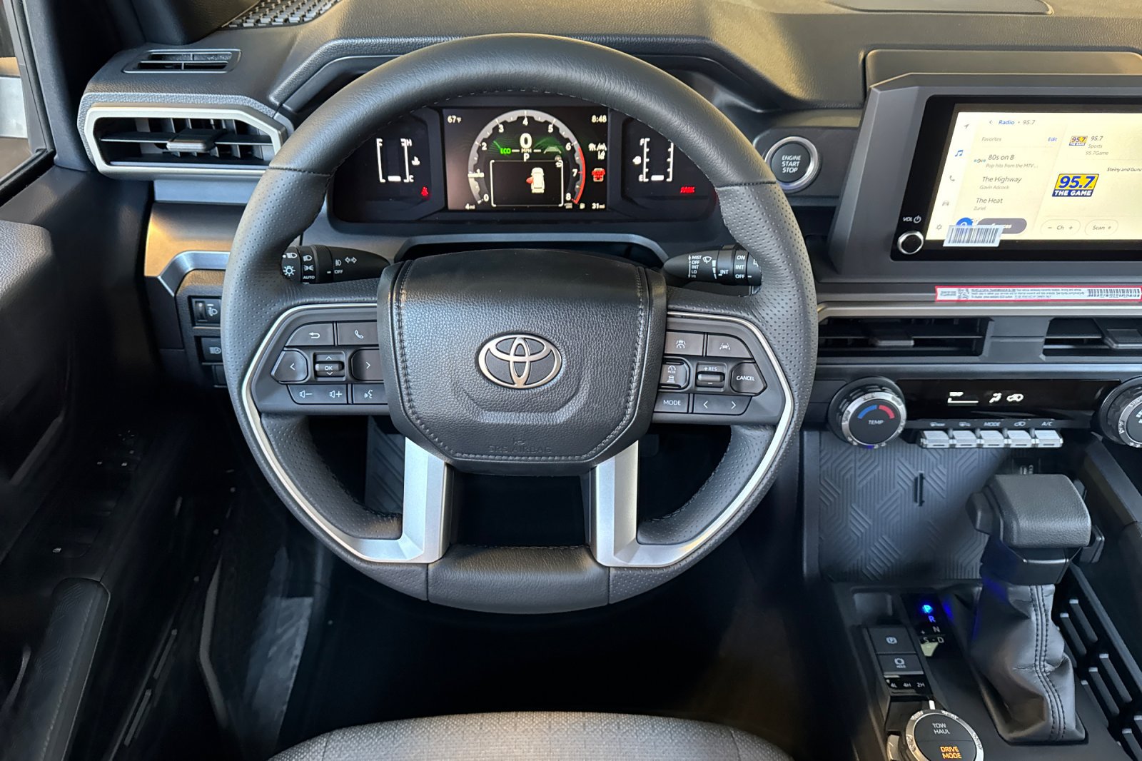 New 2026 Toyota 4Runner SR5 AWD/4WD image 11