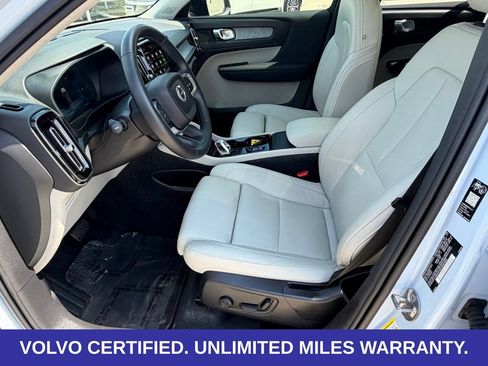 Certified 2026 Volvo XC40 B5 Plus AWD/4WD image 26