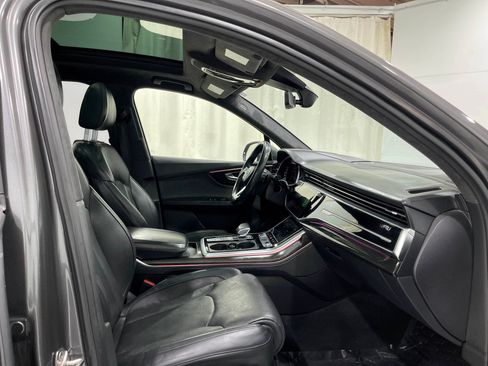 Used 2021 Audi Q7 3.0T Prestige w/ Prestige Package AWD/4WD image 34