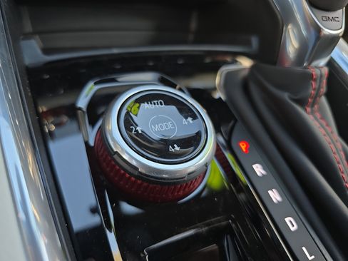 New 2026 GMC Canyon AT4X image 25