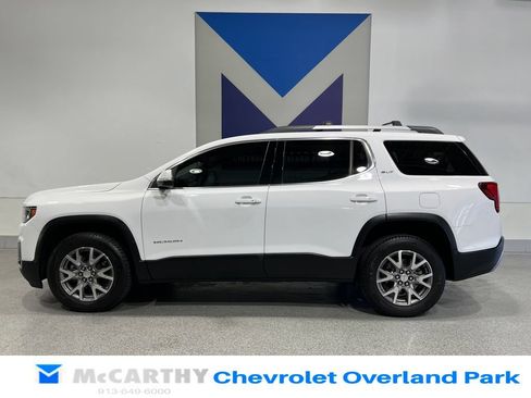 Used 2021 GMC Acadia SLT w/ Technology Package FWD image 8
