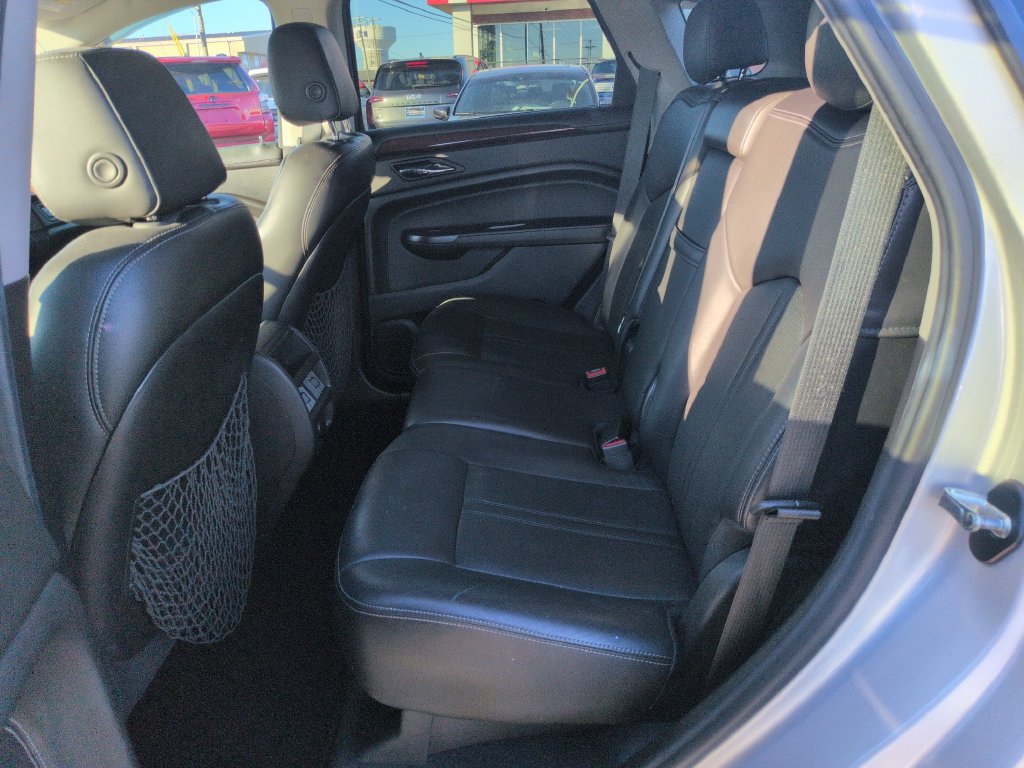 Used 2015 Cadillac SRX Luxury AWD/4WD image 26