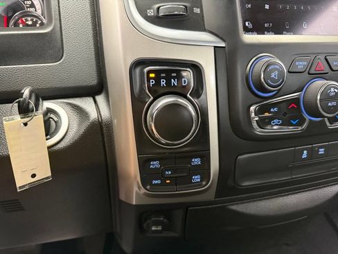 Used 2019 RAM 1500 Big Horn AWD/4WD image 47