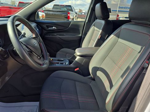 Certified 2024 Chevrolet Equinox RS image 23