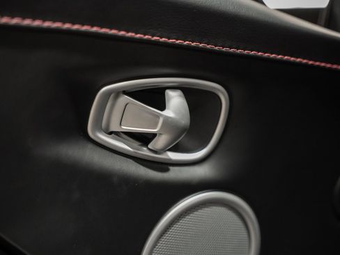 Used 2020 Aston Martin V8 Vantage Coupe image 58