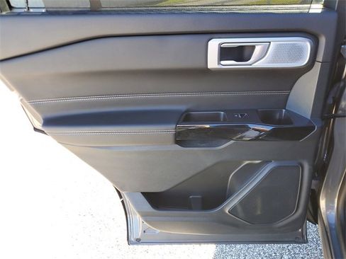 Used 2023 Ford Explorer ST w/ Equipment Group 401A image 13