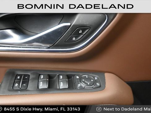 Used 2023 Chevrolet Tahoe High Country AWD/4WD image 17