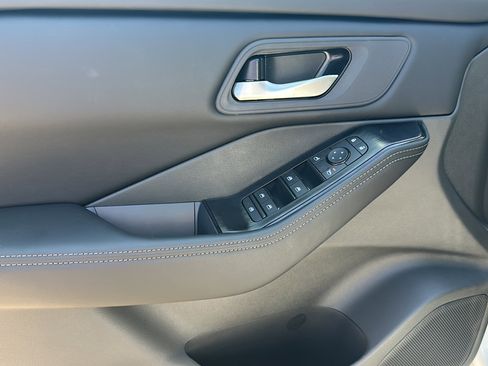 New 2026 Nissan Rogue SV image 13