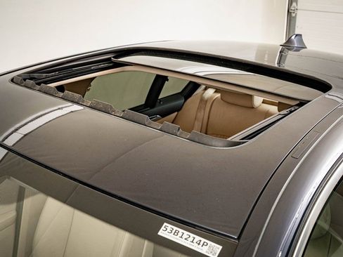 Used 2014 BMW 535d Sedan image 14