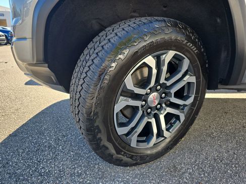 Used 2024 GMC Canyon AT4 w/ AT4 Premium Package AWD/4WD image 29