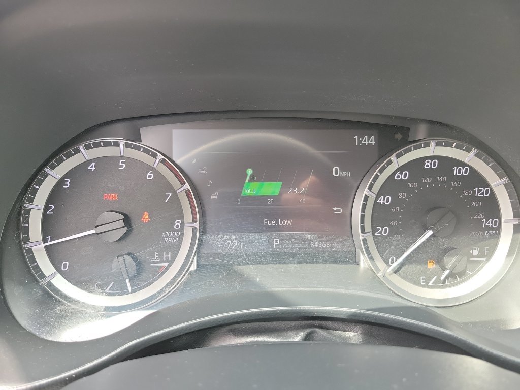 Used 2023 Toyota Highlander LE AWD/4WD image 26