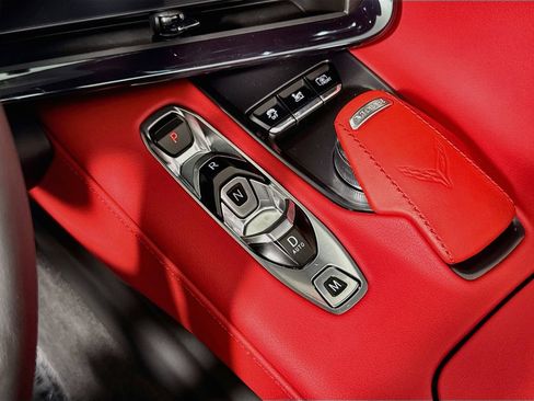 Used 2025 Chevrolet Corvette Z06 w/ Stealth Interior Trim Package RWD image 18
