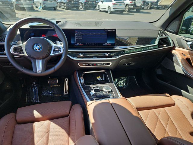 Certified 2026 BMW X5 xDrive50e w/ M Sport Package AWD/4WD image 19