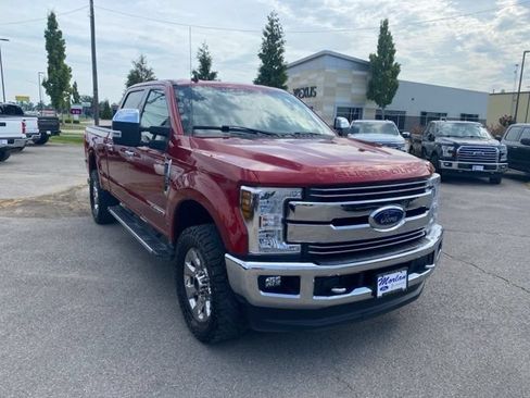 Used 2019 Ford F250 Lariat w/ Chrome Package AWD/4WD image 8