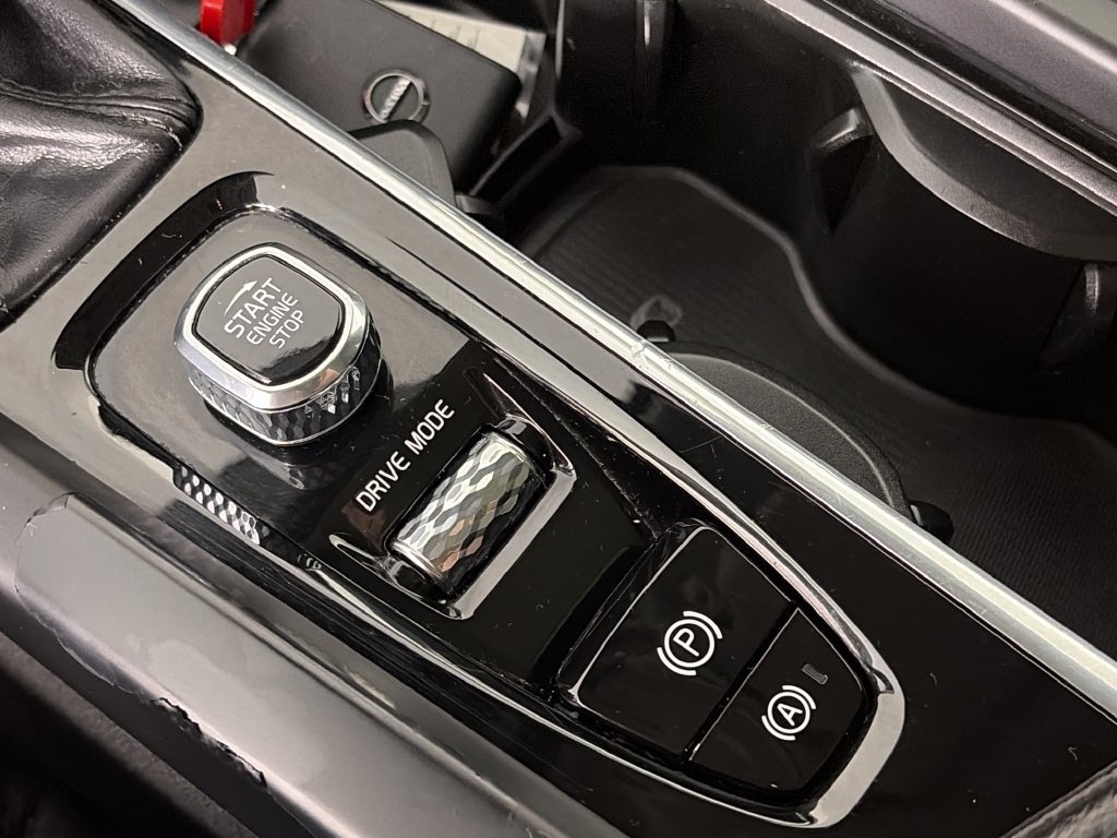 Used 2020 Volvo V60 T5 Cross Country AWD/4WD image 23