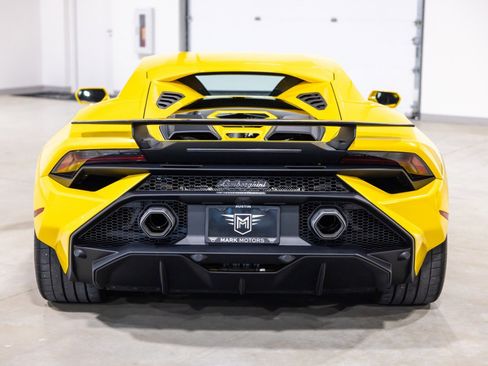 Used 2023 Lamborghini Huracan Tecnica RWD image 8