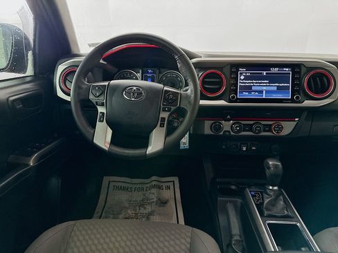 Used 2020 Toyota Tacoma SR5 image 29