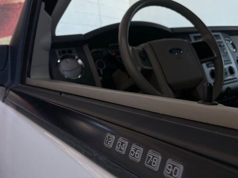 Used 2013 Ford Expedition XL w/ HD Trailer Tow Pkg image 22